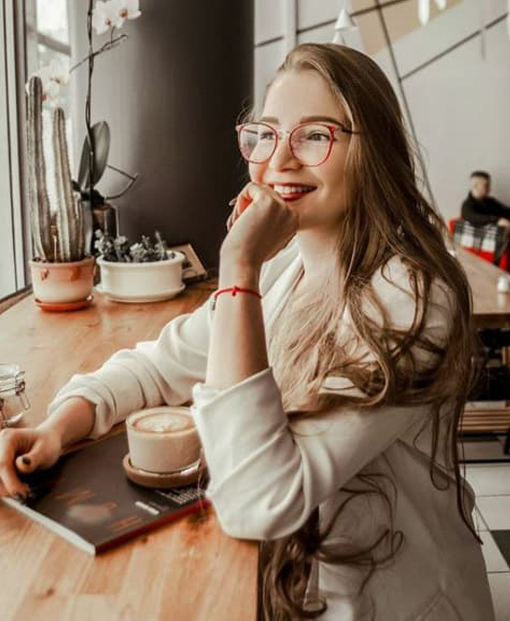 Олеся Абрамова