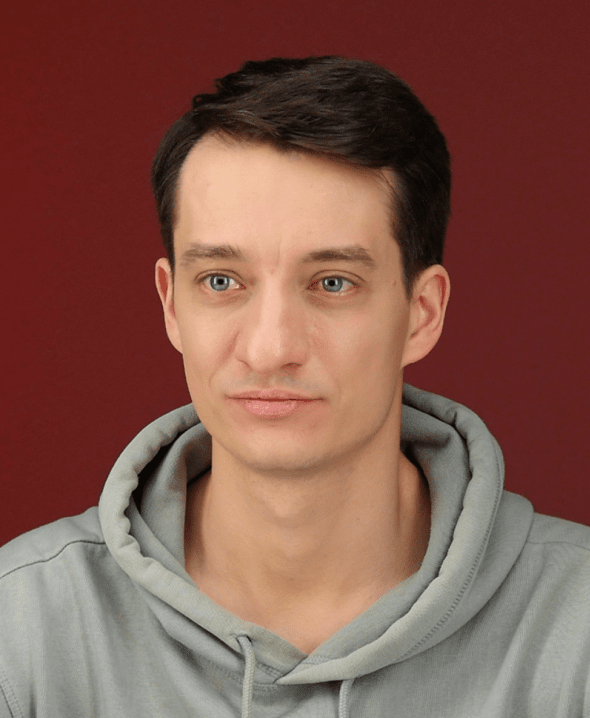 Александр Иванов
