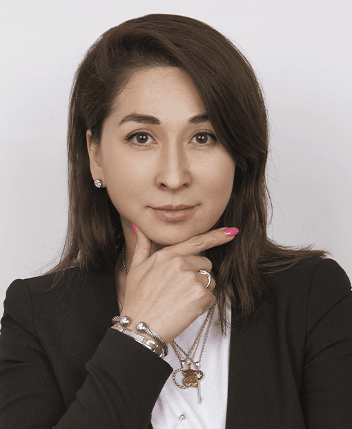 Еміна Понятова