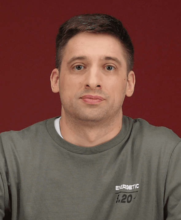Андрей Глазков