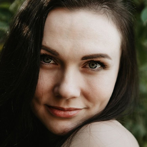 Лена Милаева